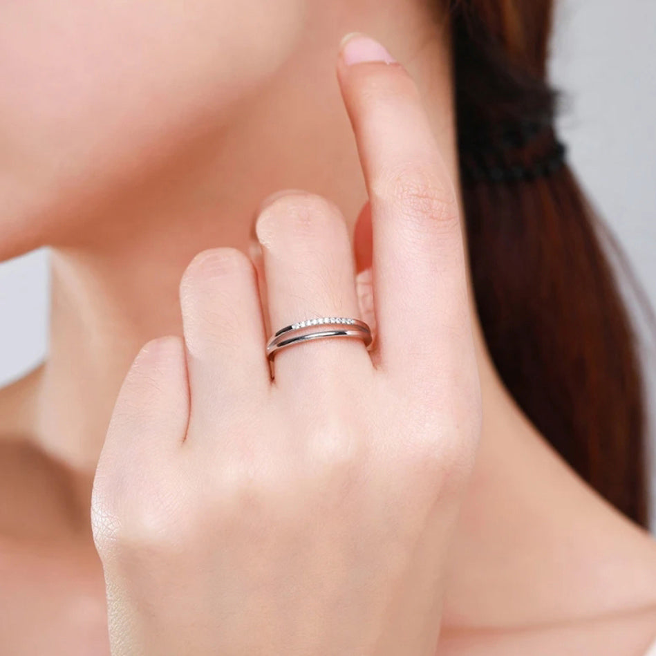 Adore ring